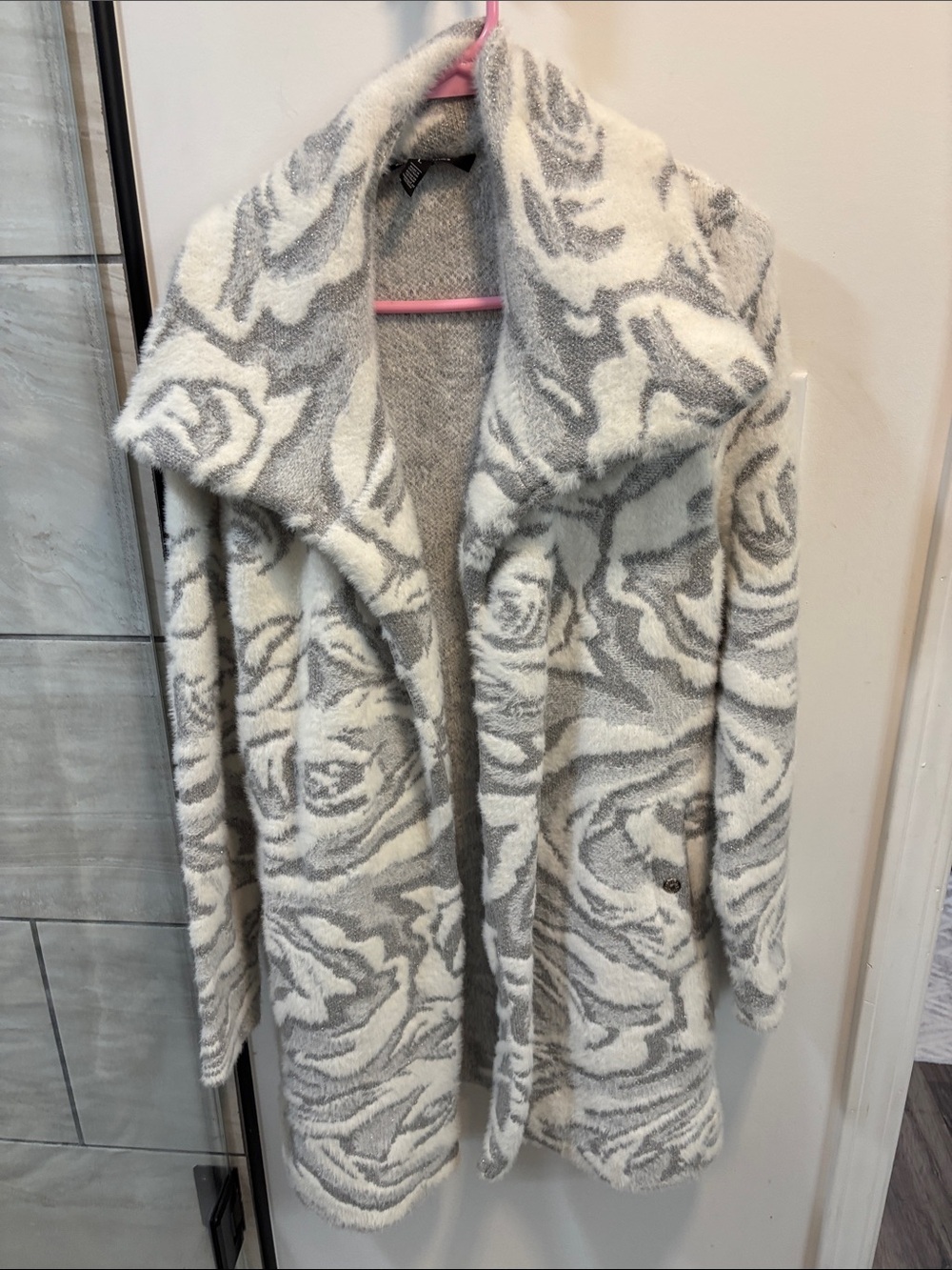 White House Black Market Cream & Gray Floral Teddy Jacket